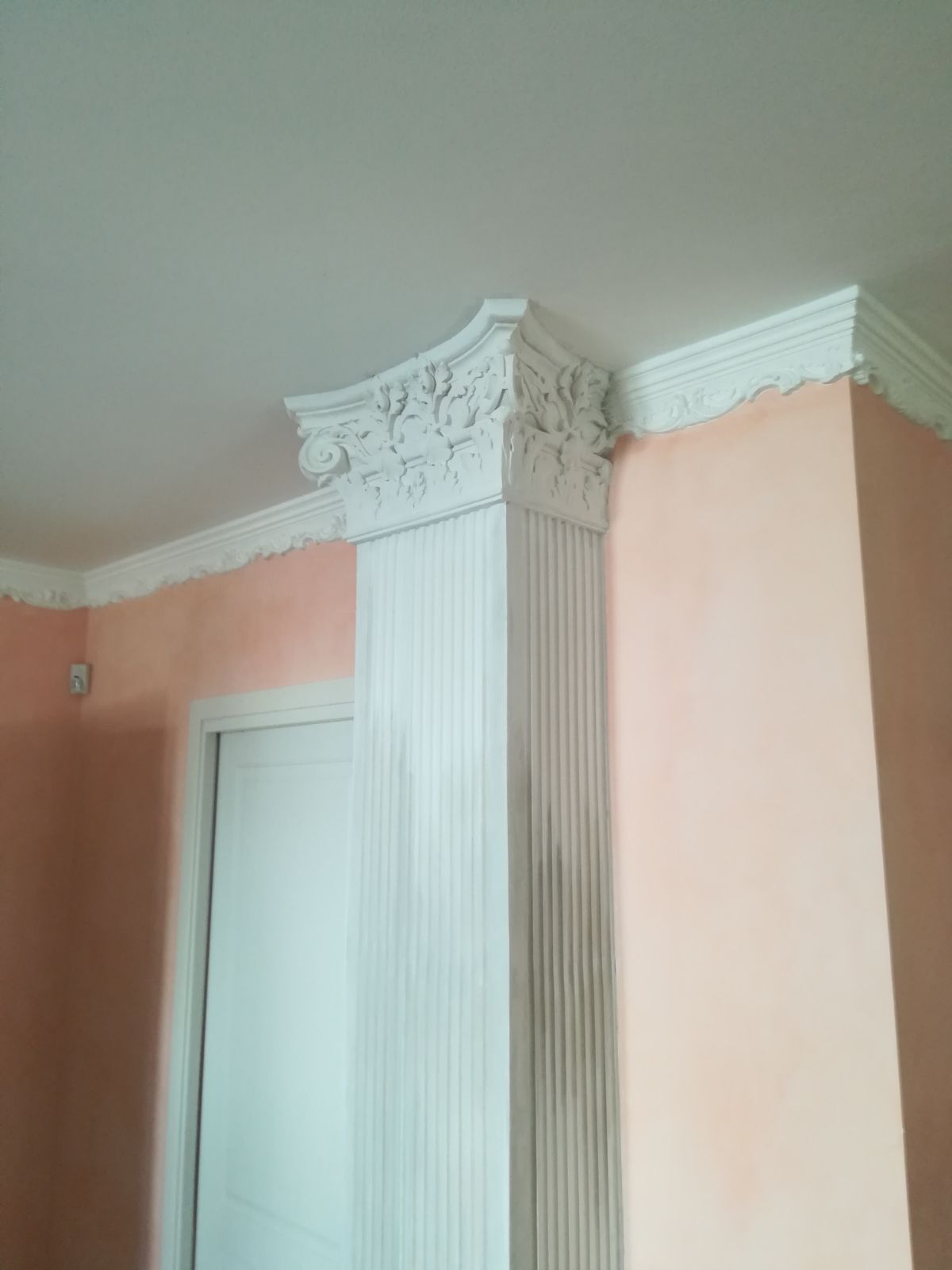 COLONNA IN GESSO